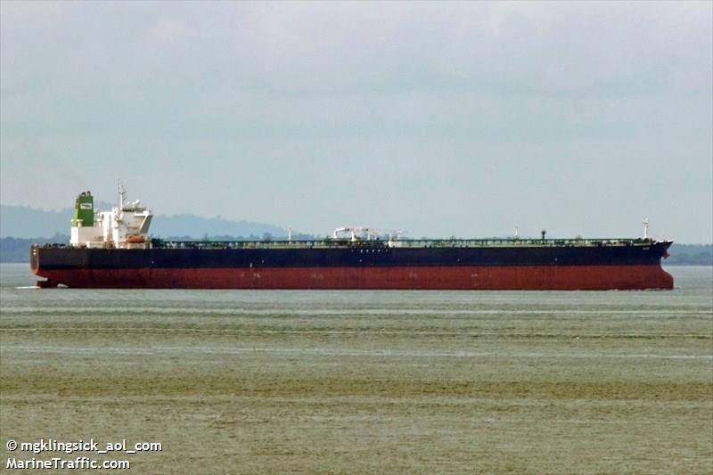 Reuters: Pdvsa recibirá 4 millones de barriles de petróleo de Irán este mes