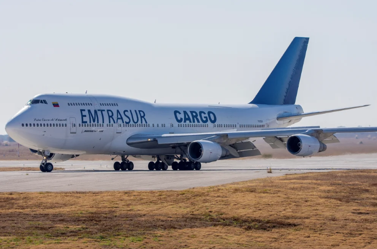 Último grupo de los tripulantes del avión retenido en Argentina llegó a Venezuela