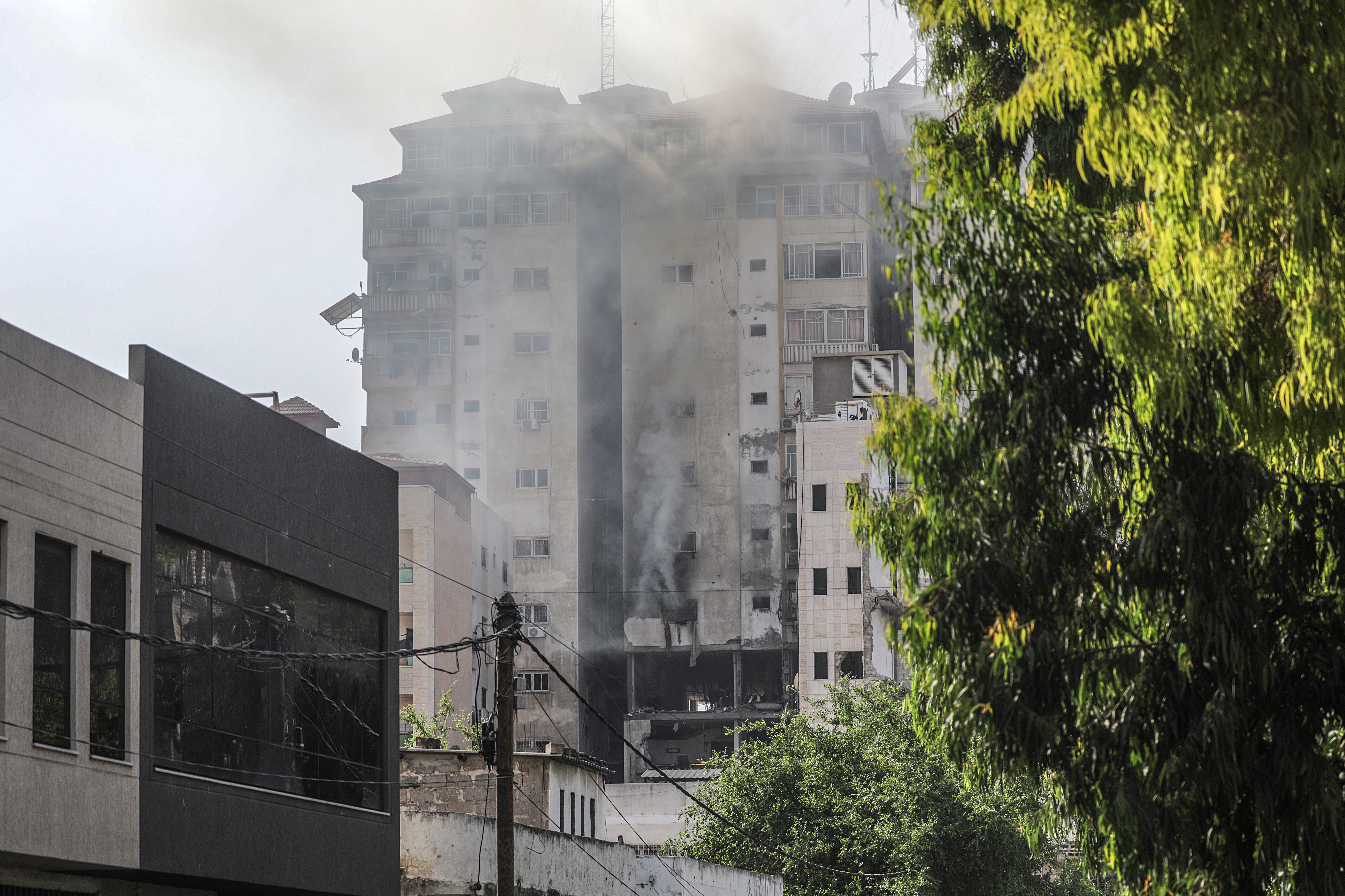 Una fuerte ofensiva israelí sobre Gaza amenaza con desencadenar una escalada