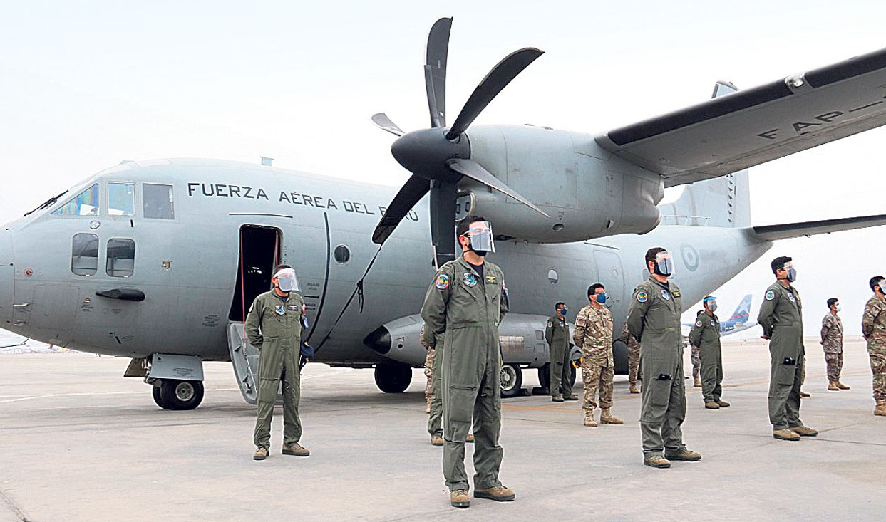 Fuerza Aérea de Perú se dispone a trasladar a venezolanos que serán deportados