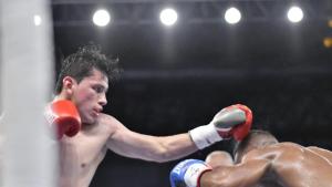 Boxeador Luis Quiñones: nuevo parte médico informa “deterioro clínico” tras quedar en coma en el cuadrilátero