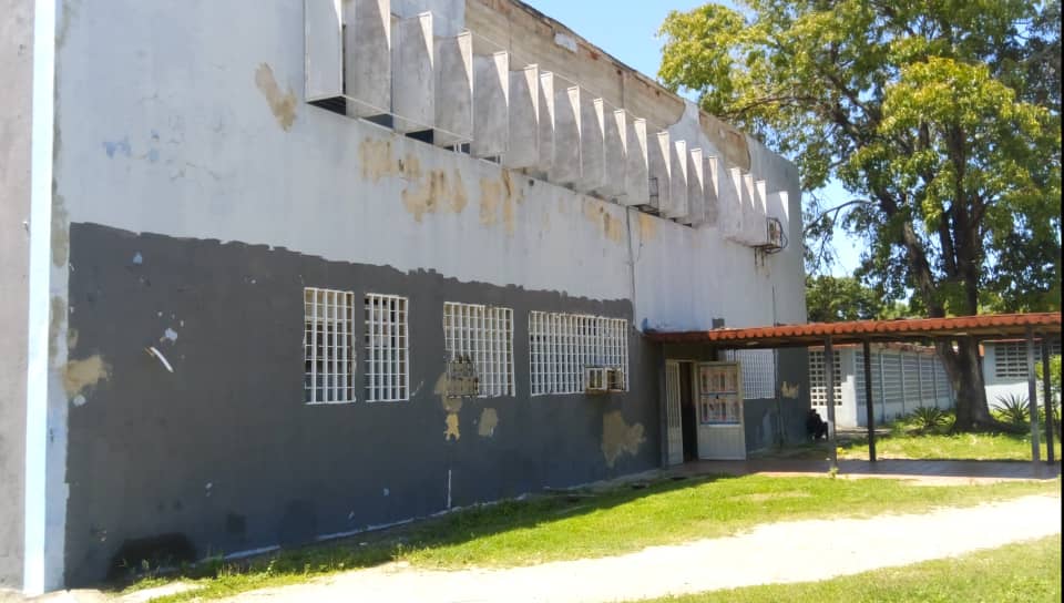 La desidia del chavismo hundió al Hospital de Güiria en la miseria (FOTOS)