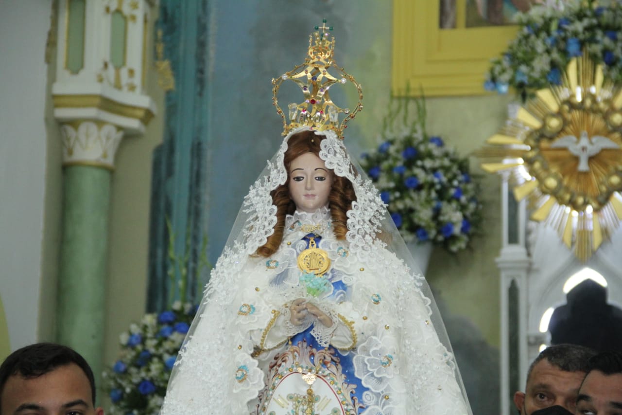 Manto de la Virgen del Valle fue diseñado en honor a los migrantes venezolanos