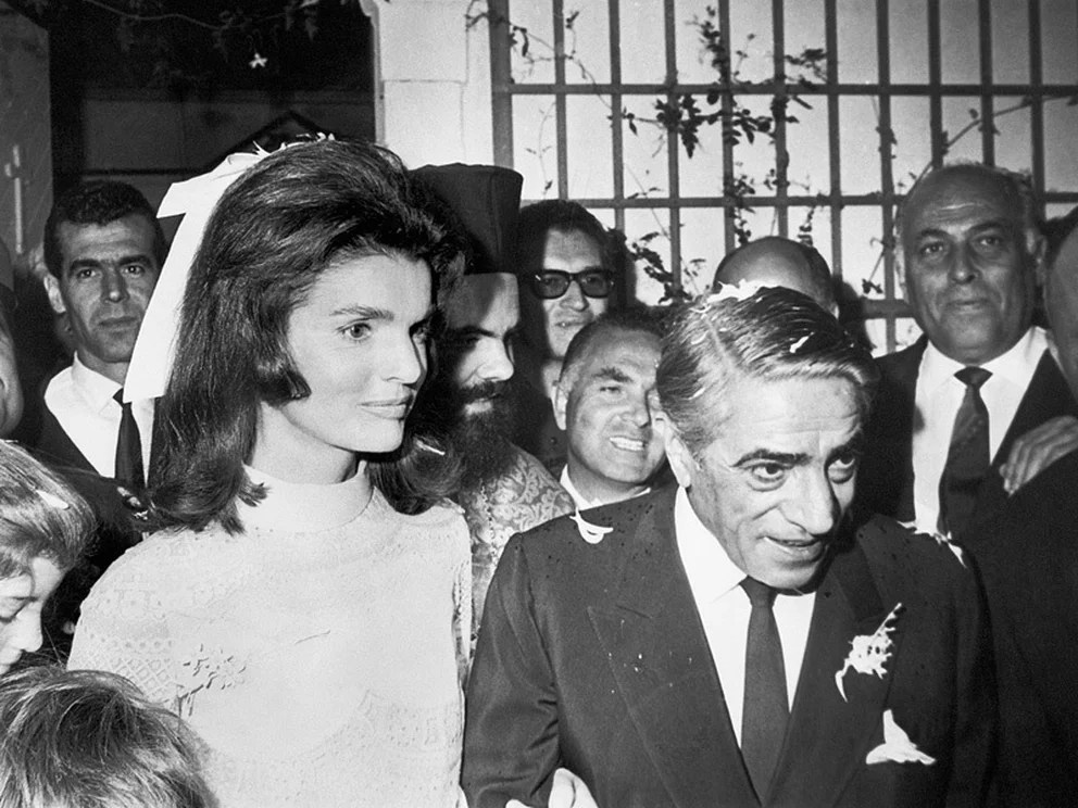 La boda de Jackie y Onassis: el contrato prenupcial y cómo era la intimidad de la pareja