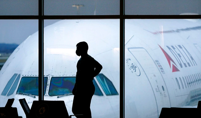 Varias páginas web de aeropuertos en EEUU fueron atacadas por hackers (VIDEO)