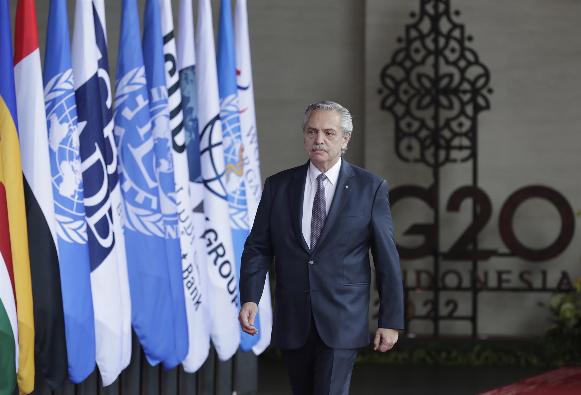 Alberto Fernández se reincorpora a reuniones del G20 tras recibir tratamiento