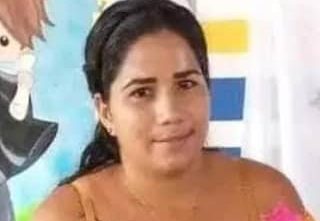 A machetazos asesinan a una joven en Margarita… y presuntamente la orden del sicariato vino desde la cárcel