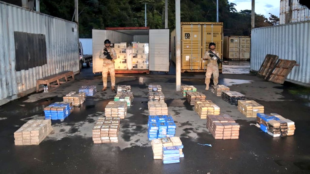 Incautaron en Panamá más de 900 paquetes de presunta cocaína con destino a Suecia