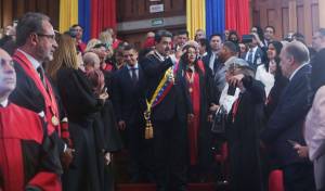 Maduro no ha dormido bien desde que leyó el último libro de Pompeo