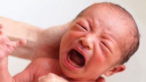 El multimillonario plan de Japón para que nazcan más niños ante la gran caída de fertilidad