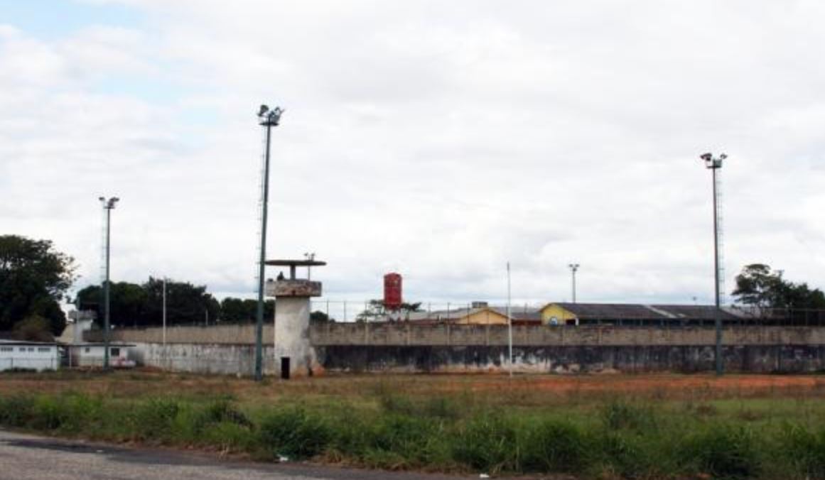 Extorsión en las cárceles venezolanas: pagar o comer de la basura