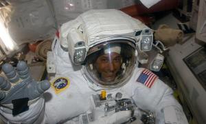 Astronautas de la Estación Espacial Internacional contaron a qué huele el espacio