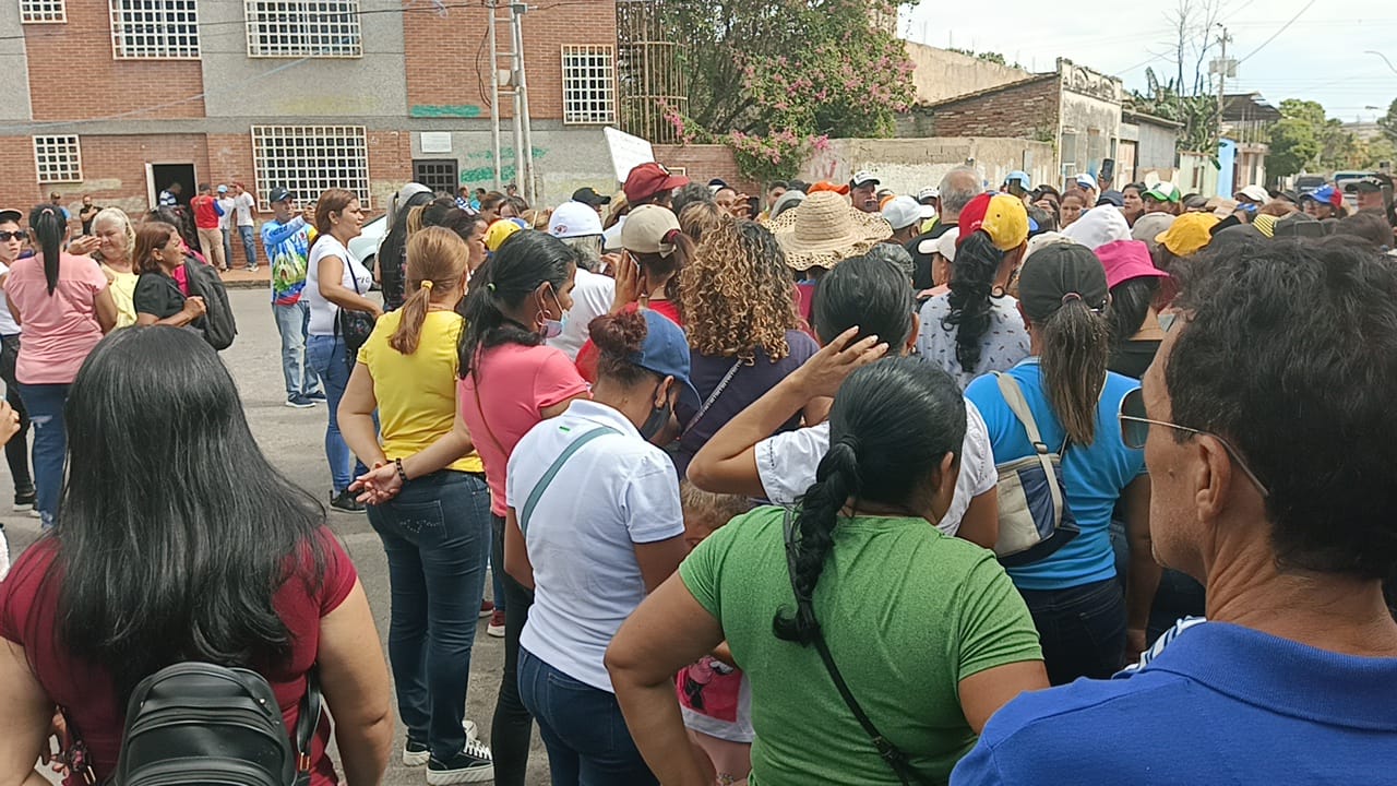 Docentes de Nueva Esparta rechazan propuestas chavistas de recortar jornada y apelar al “rebusque” para mejorar ingresos