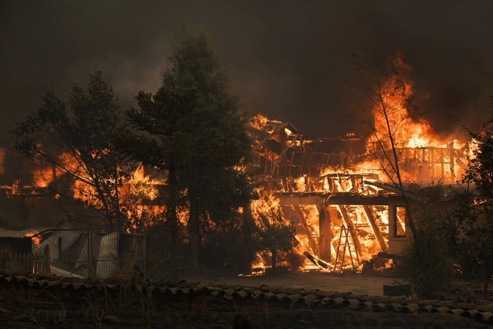 “Llámame rápido, me voy a morir”: El desgarrador mensaje que recibió de su novia antes de fallecer en un incendio