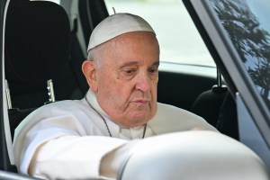 El papa Francisco pide a los sacerdotes que eviten las divisiones en la Iglesia