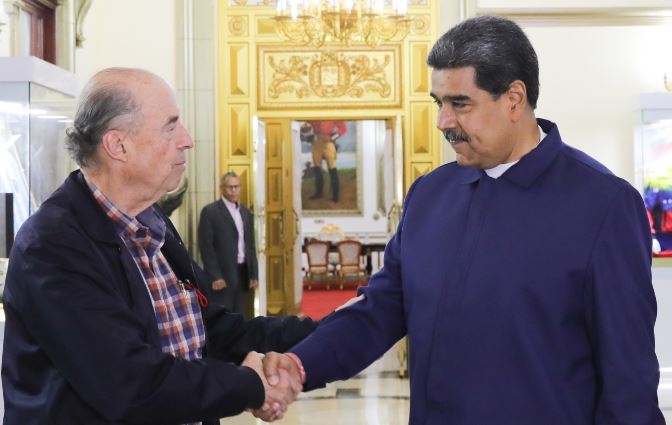 Maduro sostuvo encuentro con el Canciller de Colombia a puerta cerrada en Miraflores este #16Abr