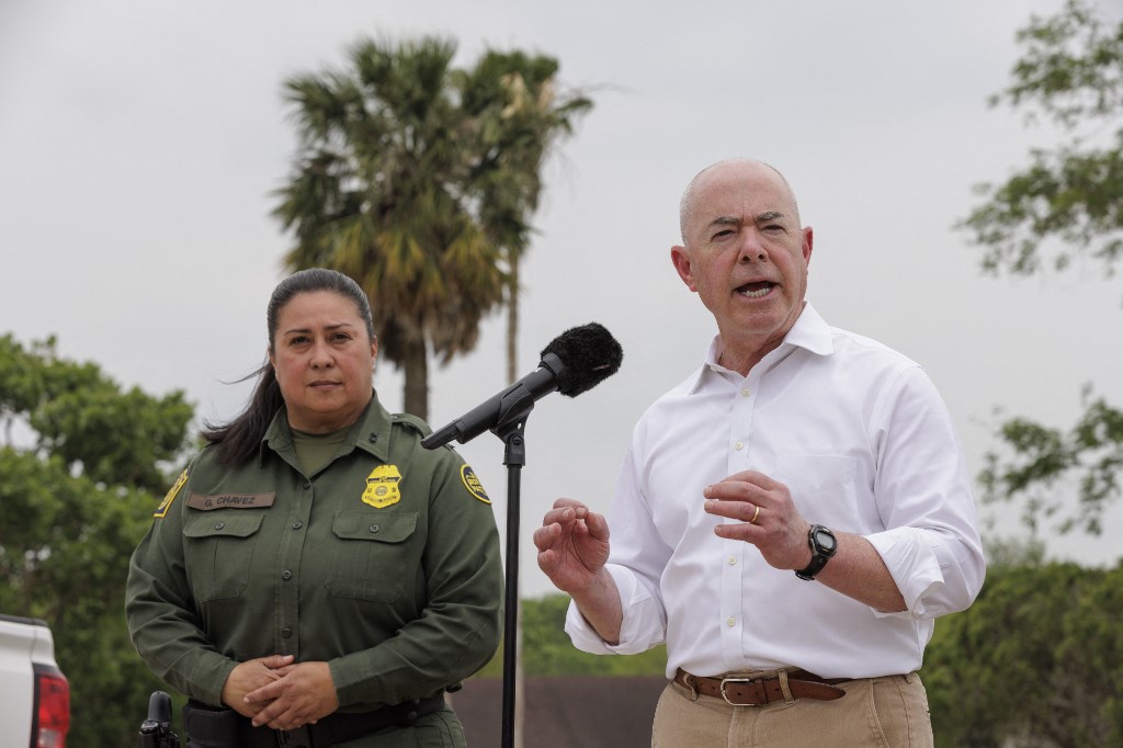 EEUU insistió desde México que las puertas de la frontera no están abiertas