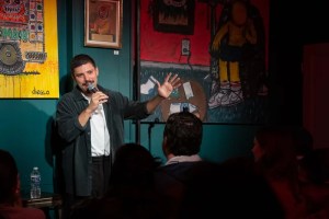 At a ‘Gente Funny’ show, only bilingual audience members are in on the joke