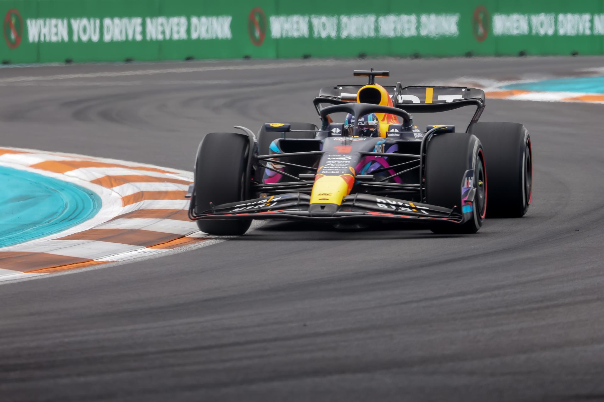 Verstappen se exhibe en otro doblete de Red Bull en el GP de Miami