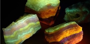 La nueva piedra descubierta que desconcierta a los científicos por su luz brillante