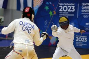 Equipo masculino de esgrima de Venezuela se adjudicó el oro tras vencer a colombianos