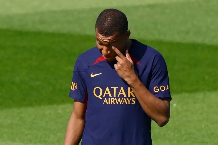 Estalló el conflicto en el PSG: Kylian Mbappé excluido de la gira de pretemporada en Japón