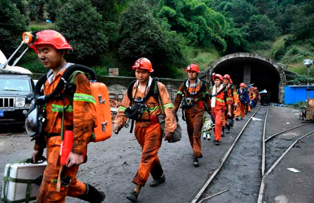 Cifra de muertos por explosión en una mina en China asciende a 11