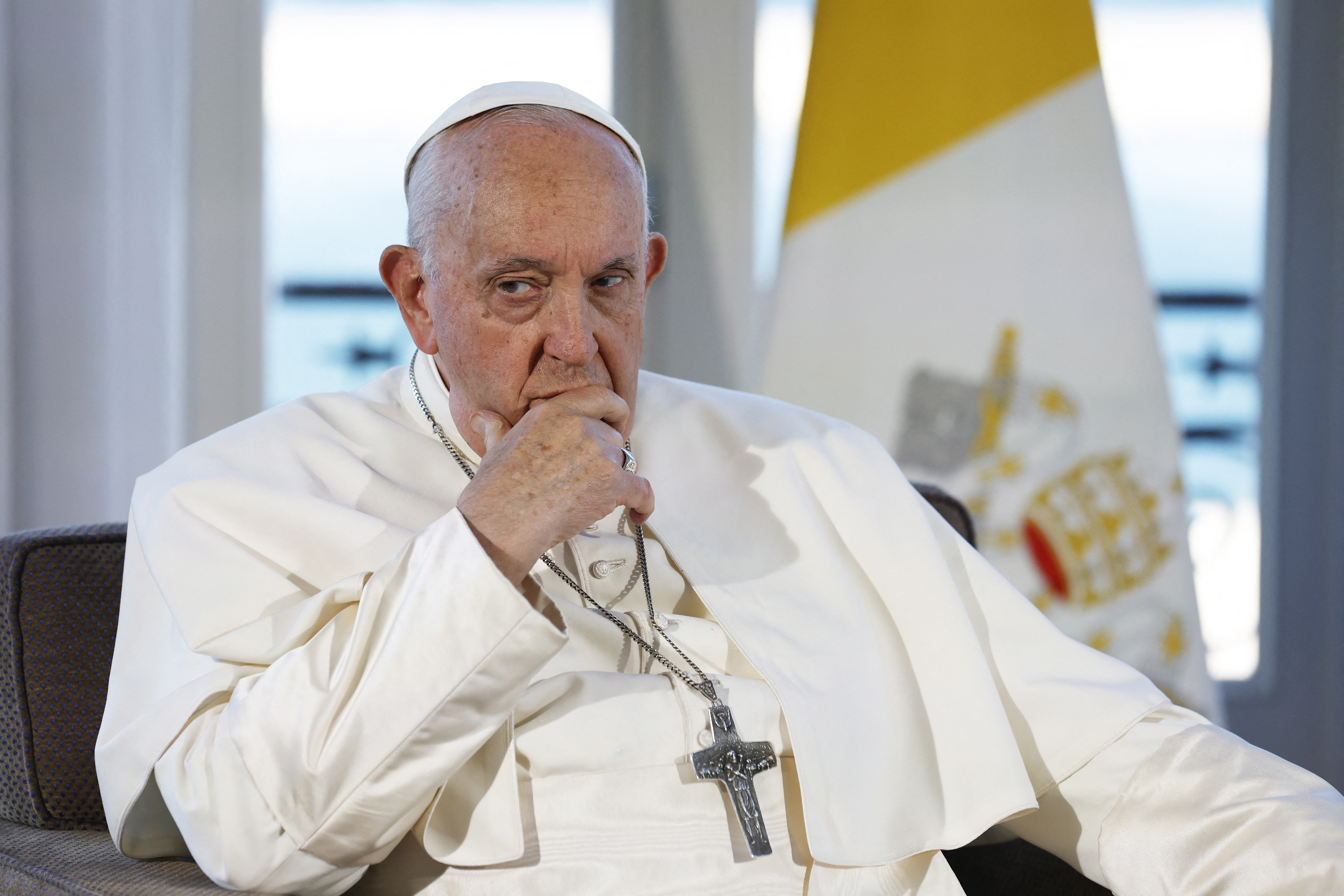 El papa Francisco decide continuar proceso disciplinario de sacerdote acusado de violencia sexual