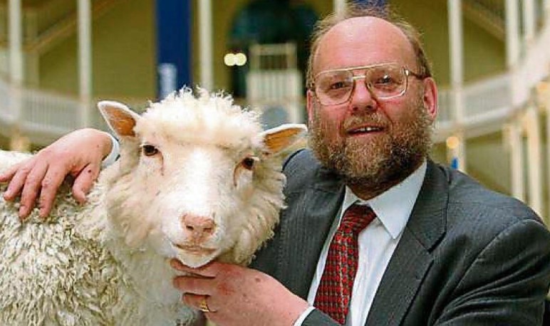 Muere a los 79 años el científico Ian Wilmut, “padre” de la oveja Dolly