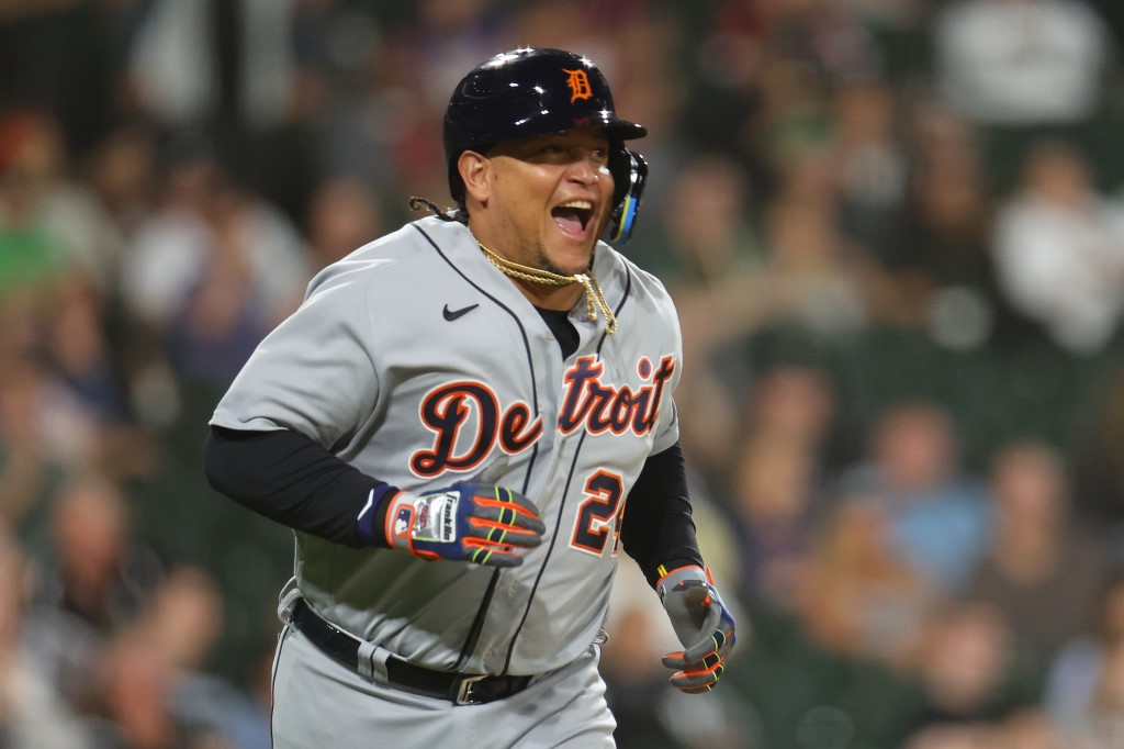 Impresionante: Miguel Cabrera fue homenajeado con impresionante show de drones en Detroit (VIDEO)