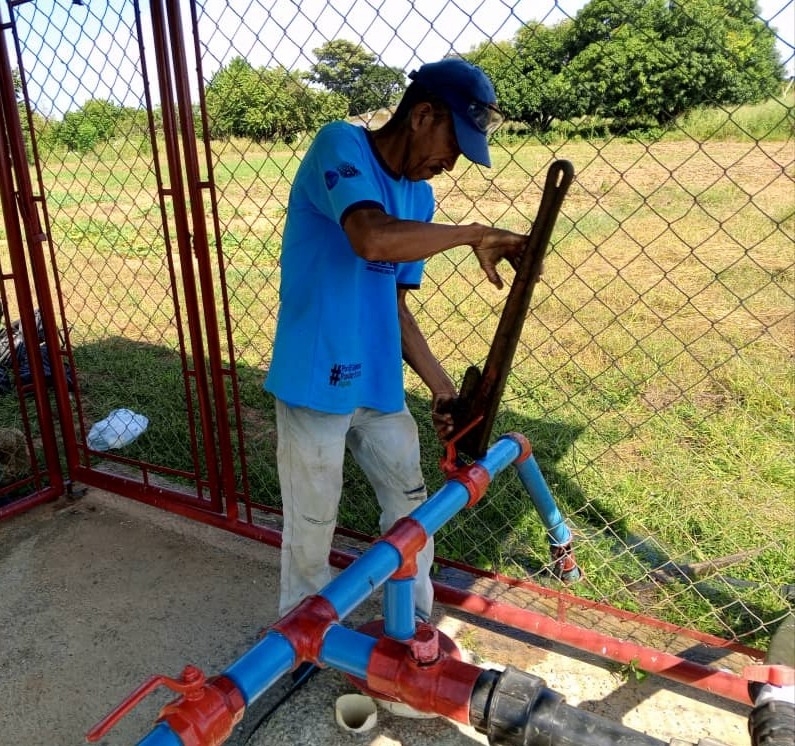 Julio Castellanos: Hidrocentro debe decir cuándo construirá el nuevo pozo que requieren los vecinos de El Oasis que están sin agua