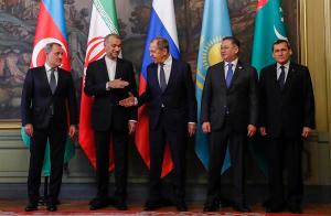 Rusia e Irán firman una declaración contra las sanciones de Occidente