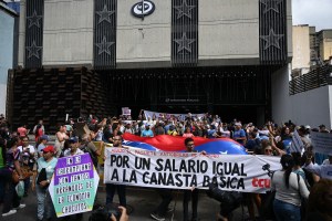 Profesores denuncian una “arremetida gubernamental” contra la educación en Venezuela