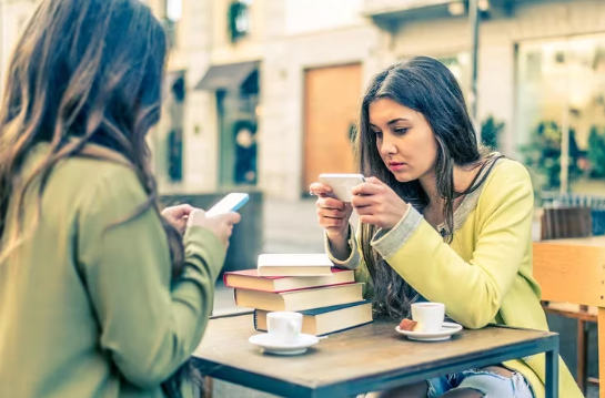 Cinco formas en las que el uso abusivo de pantallas afecta a la salud mental