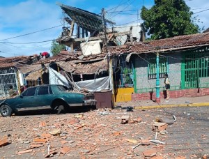 Fatídico 1 de enero en Anzoátegui: explosión por fuga de gas en una vivienda dejó dos fallecidos y varios heridos (IMÁGENES)