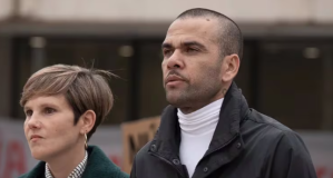 Dani Alves comparece por segunda vez en los juzgados tras quedar en libertad bajo fianza