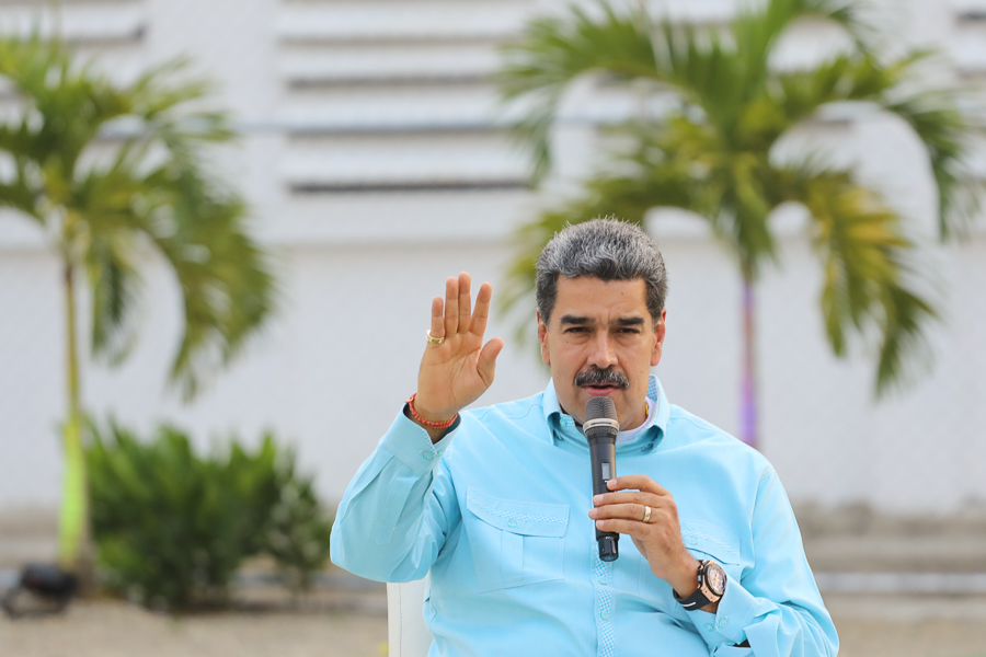 “Estamos muy pendientes”, dijo Maduro sobre la búsqueda de Raisi