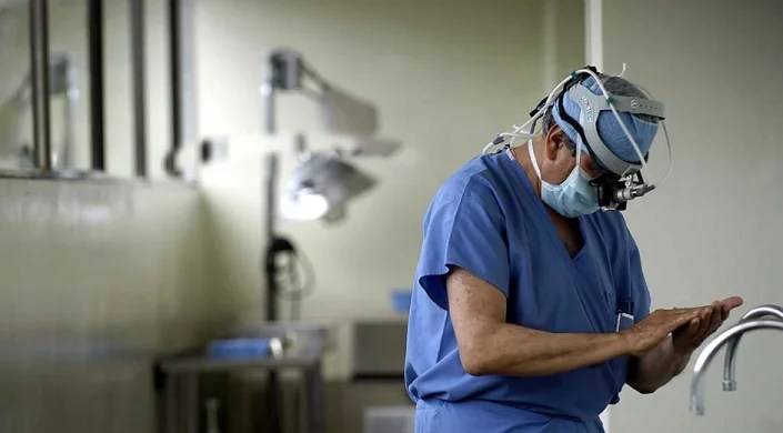 Médicos venezolanos conmemoran su día reclamando dotación hospitalaria