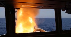 Marina británica alerta de una “explosión” cerca de un carguero en Yemen
