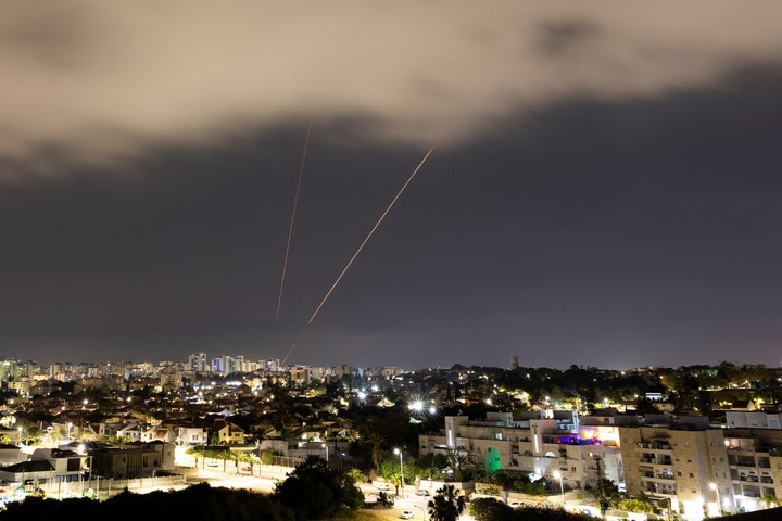 EN VIDEOS: El ataque de Irán sobre Israel que convirtió la noche en pesadilla