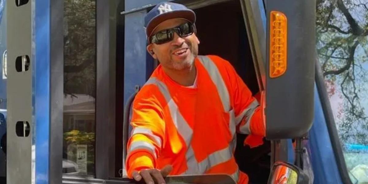 Conductor de camión de basura halló a un niño perdido en Florida y recibió este premio