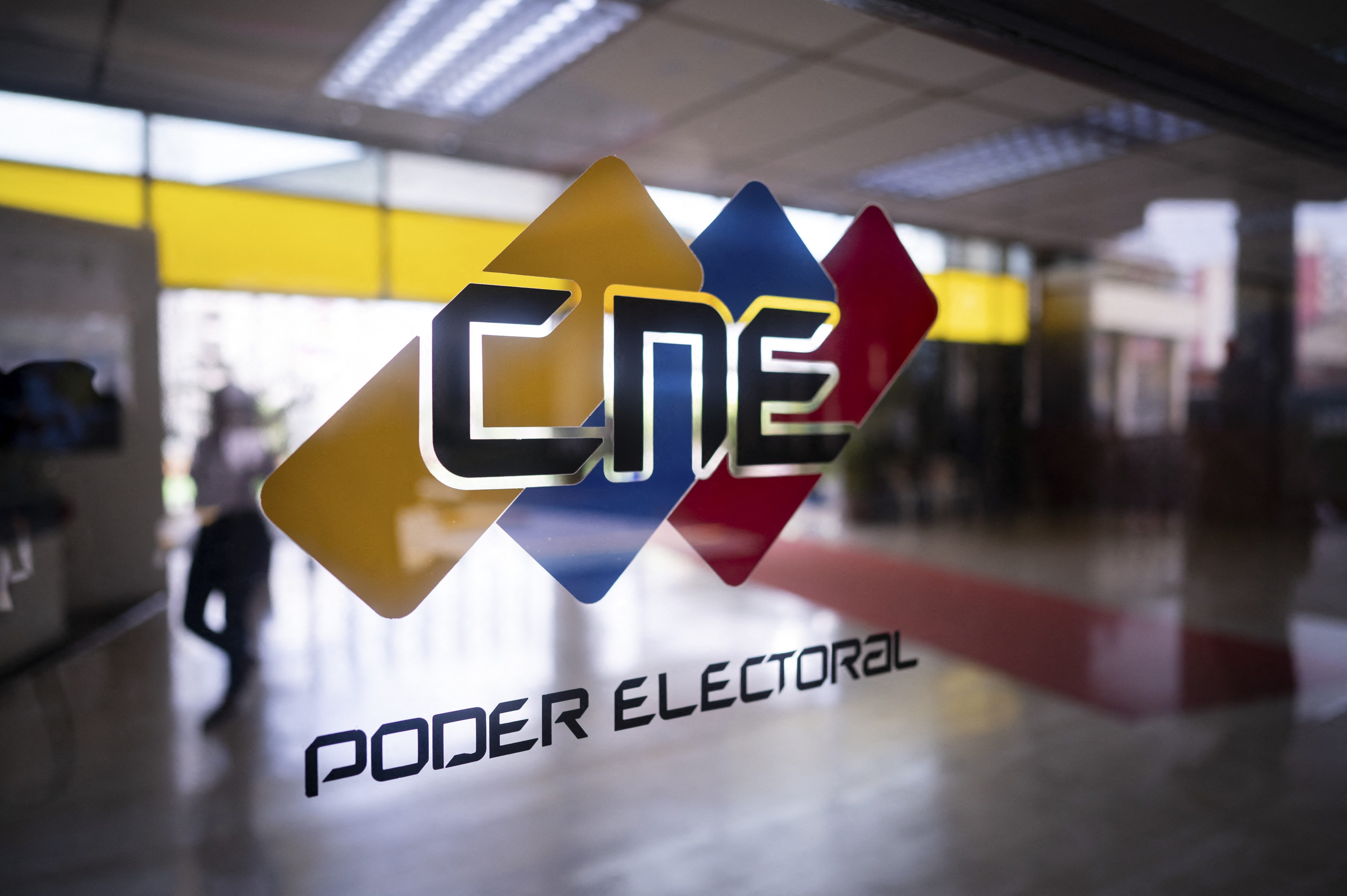 CNE retrasa la auditoría de máquinas electorales