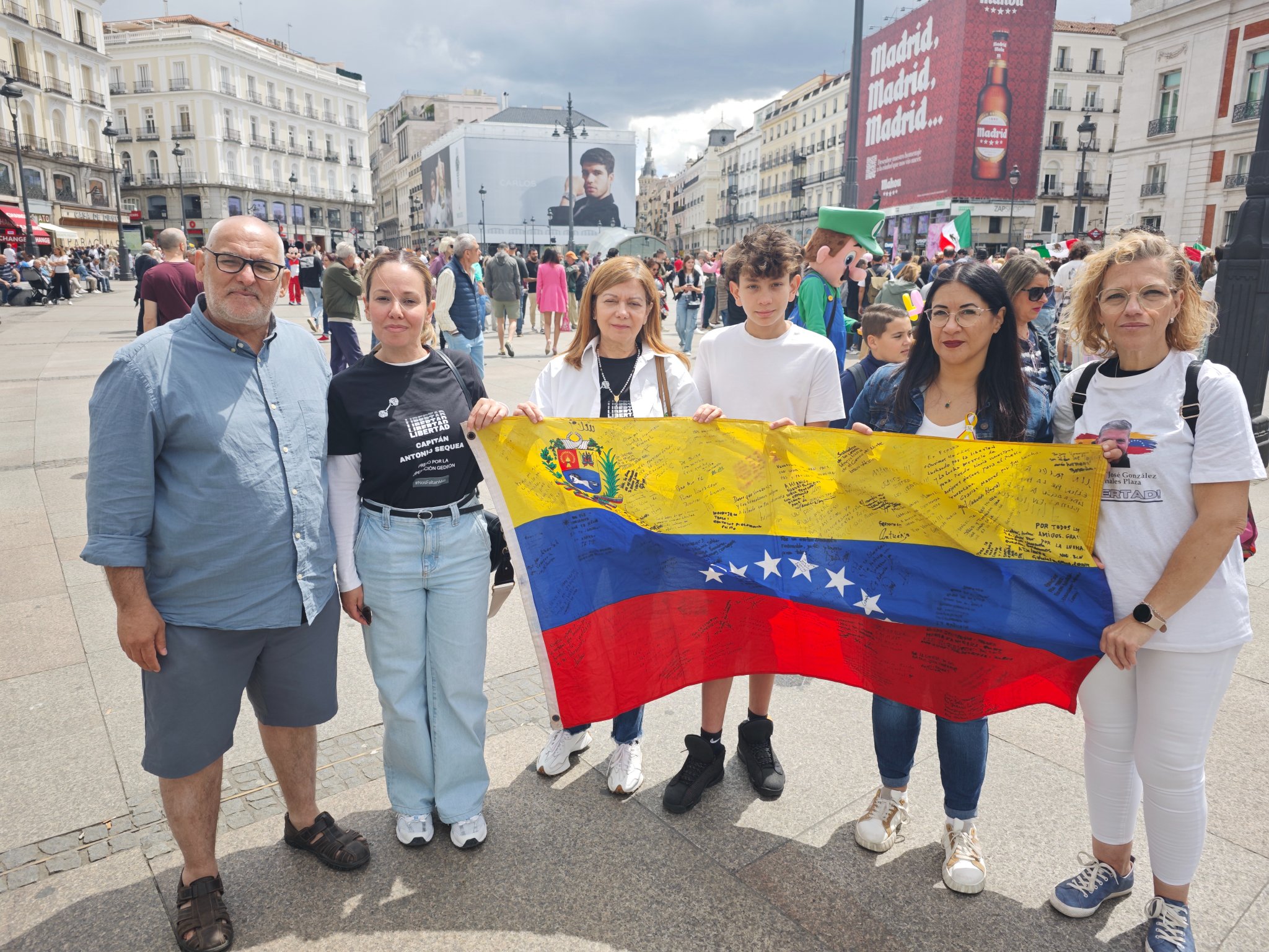 Venezolanos en Madrid exigen la libertad de Rocío San Miguel y de todos los presos políticos