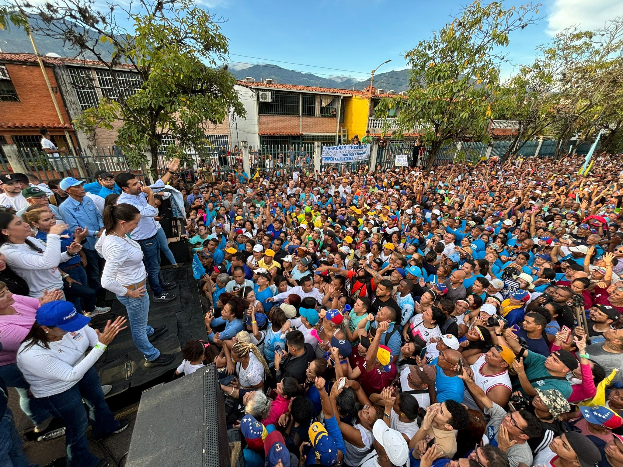 El notable mensaje que le envió María Corina Machado a los empleados públicos desde Guatire (VIDEO)