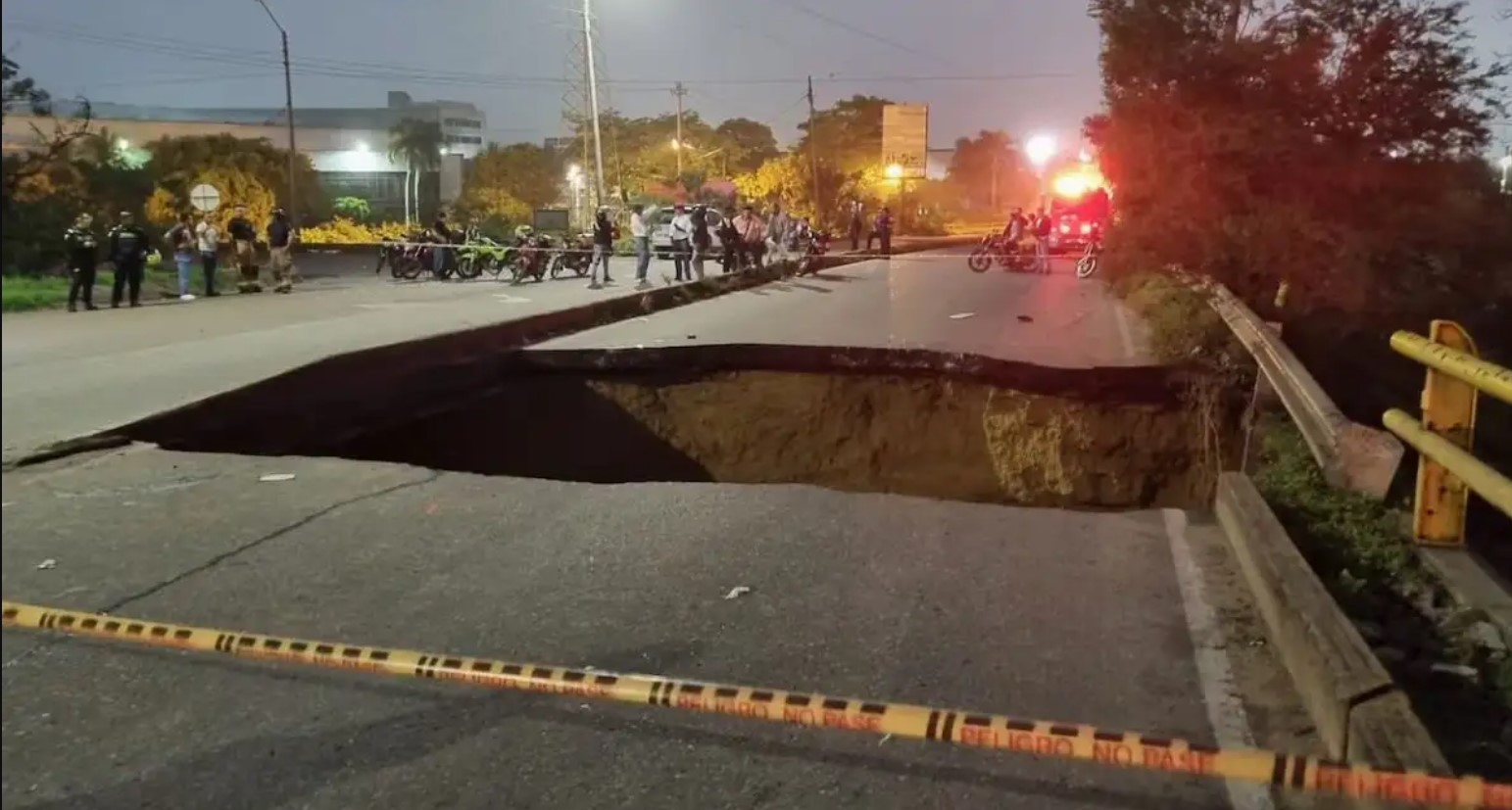 Tragedia en Barranquilla: cuatro muertos y cuatro heridos por el derrumbe parcial de un puente