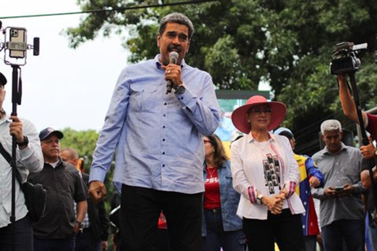 “Me resuelve ese peo”: el escandaloso reclamo de Maduro a Tellechea por la escasez de gasolina en Barinas (VIDEO)