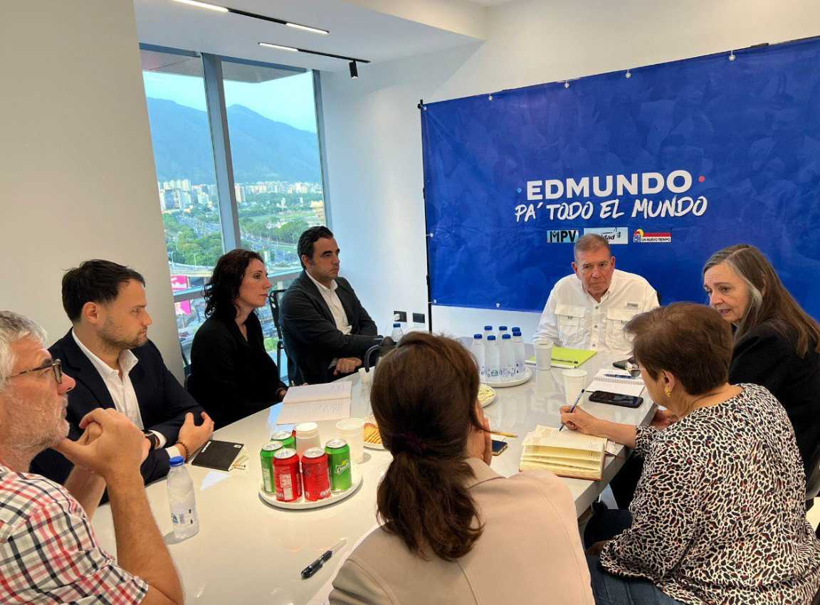 Edmundo González se reunió con observadores del Centro Carter este #12Jul (FOTOS)