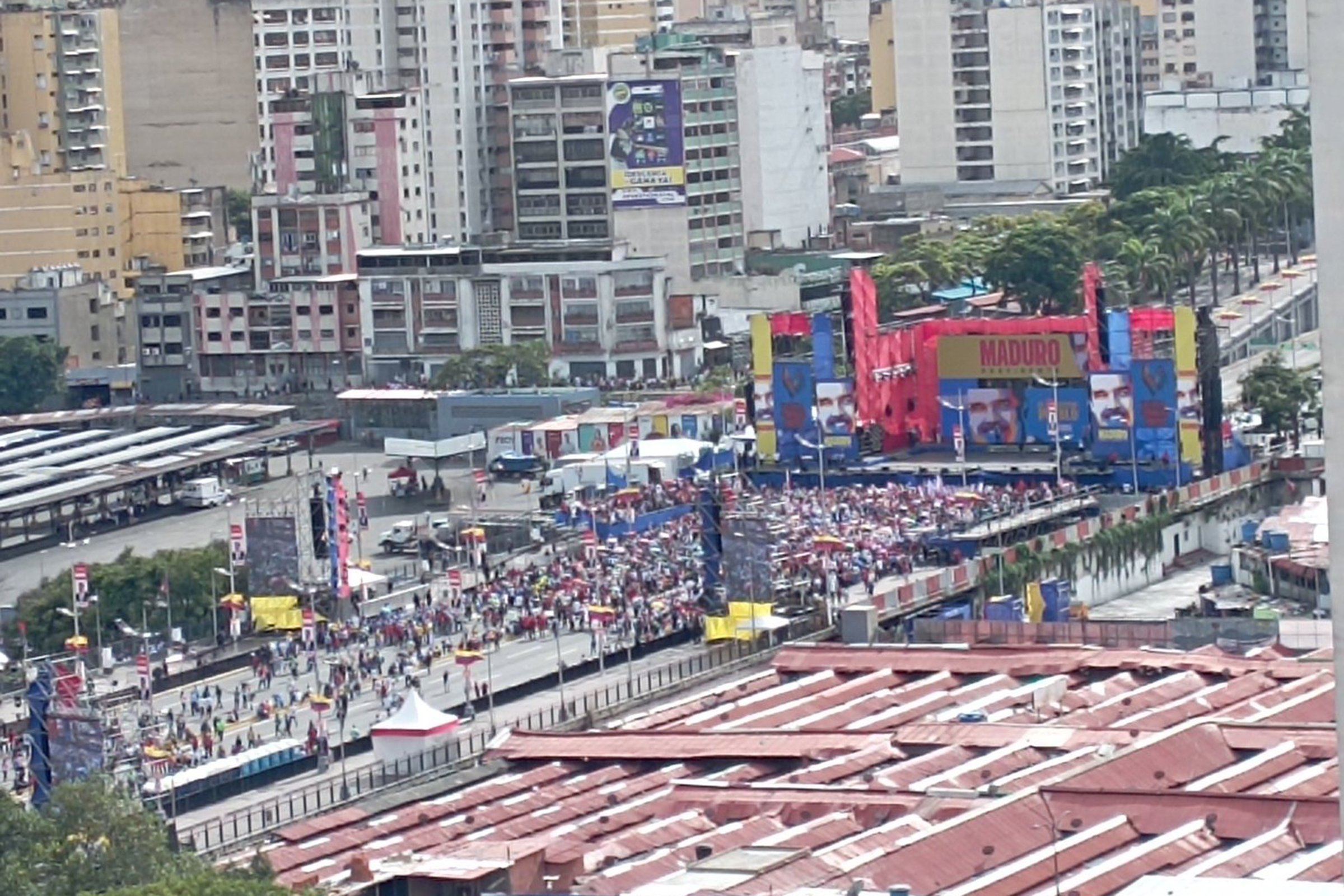 Chavismo se quedó sin maquinaria: Así de “pelada” está la avenida Bolívar en el cierre de campaña (IMÁGENES)