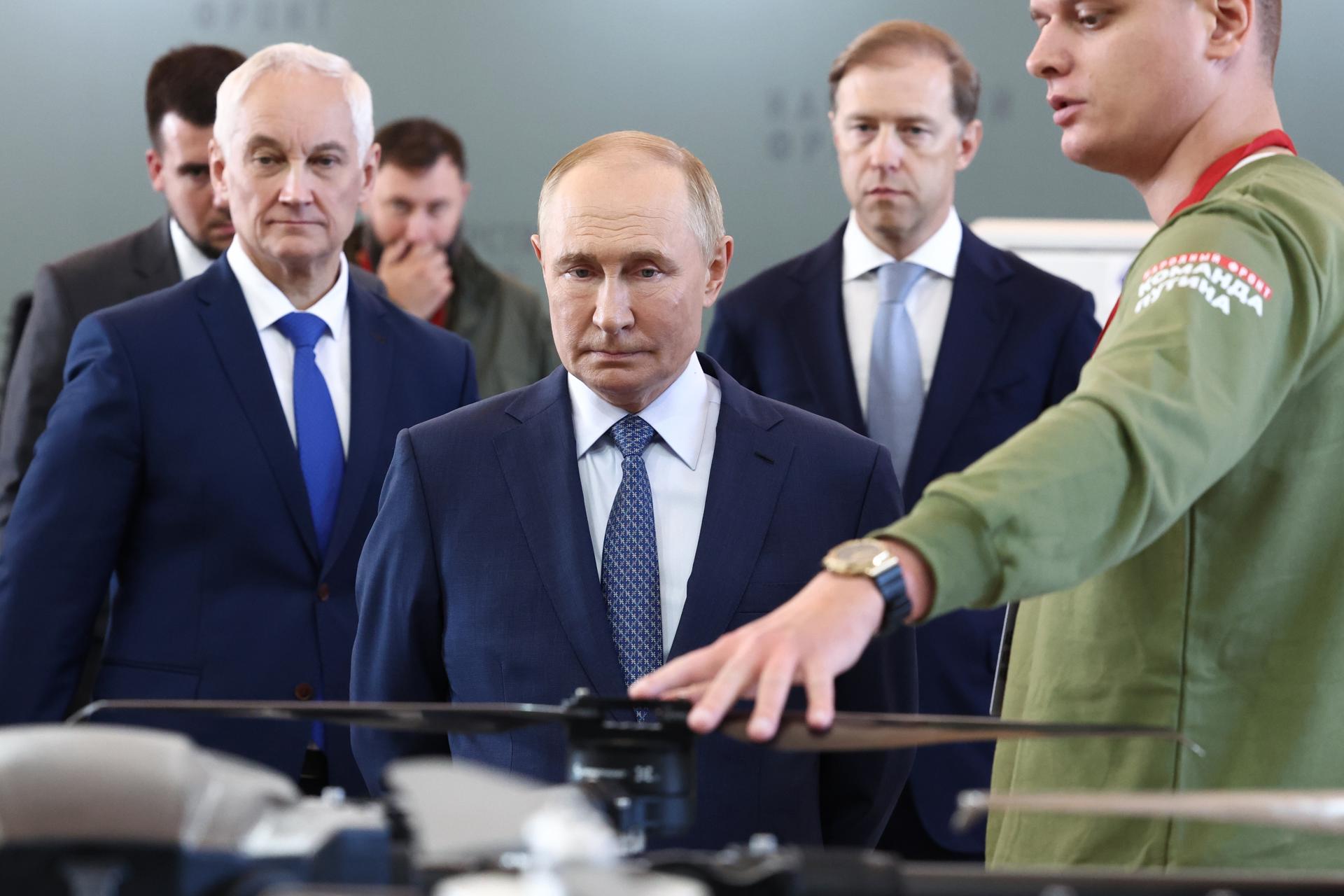 Vladimir Putin amenazó con multiplicar por diez la producción de drones para la guerra