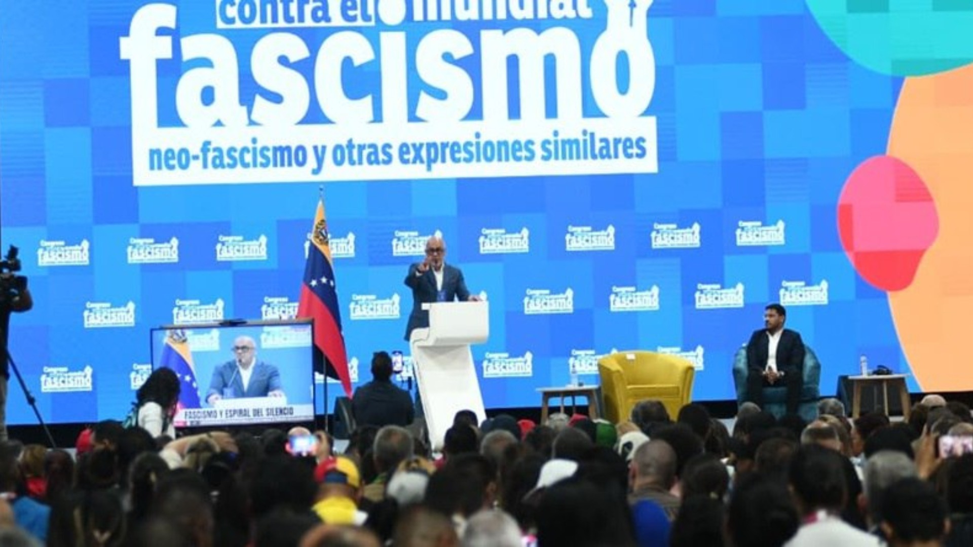 La guerra del chavismo contra las redes sociales continúa y Jorge Rodríguez atacó nuevamente (VIDEO)